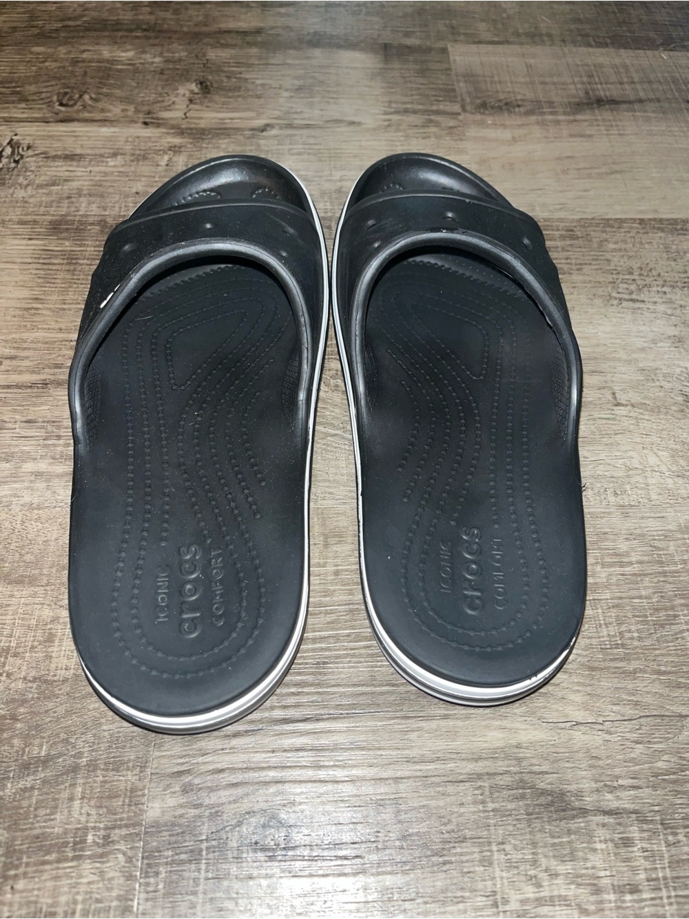 Crocs Bayaband Unisex Slide Sandal Size 8W 6M Black White Waterproof EUC Slip On - Picture 3 of 5